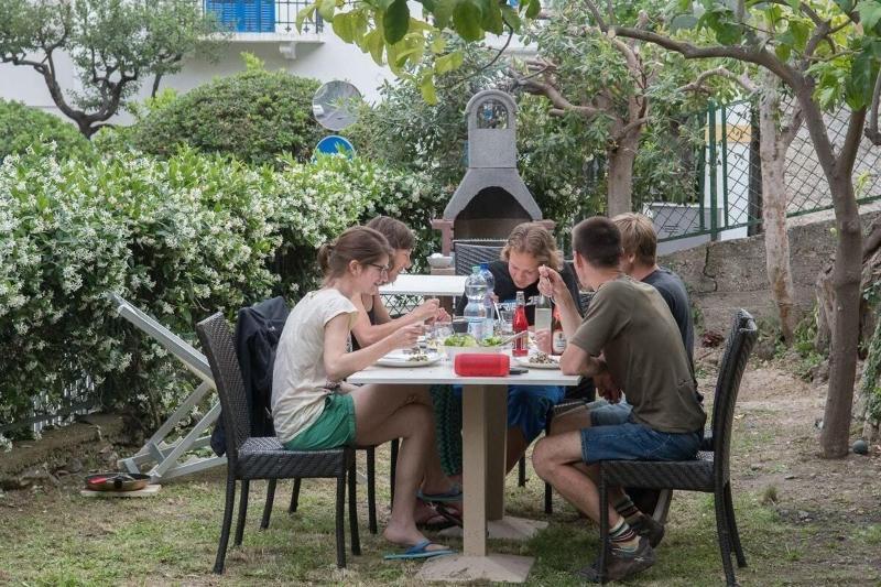 Rione San Carlo Hotell Finale Ligure Eksteriør bilde