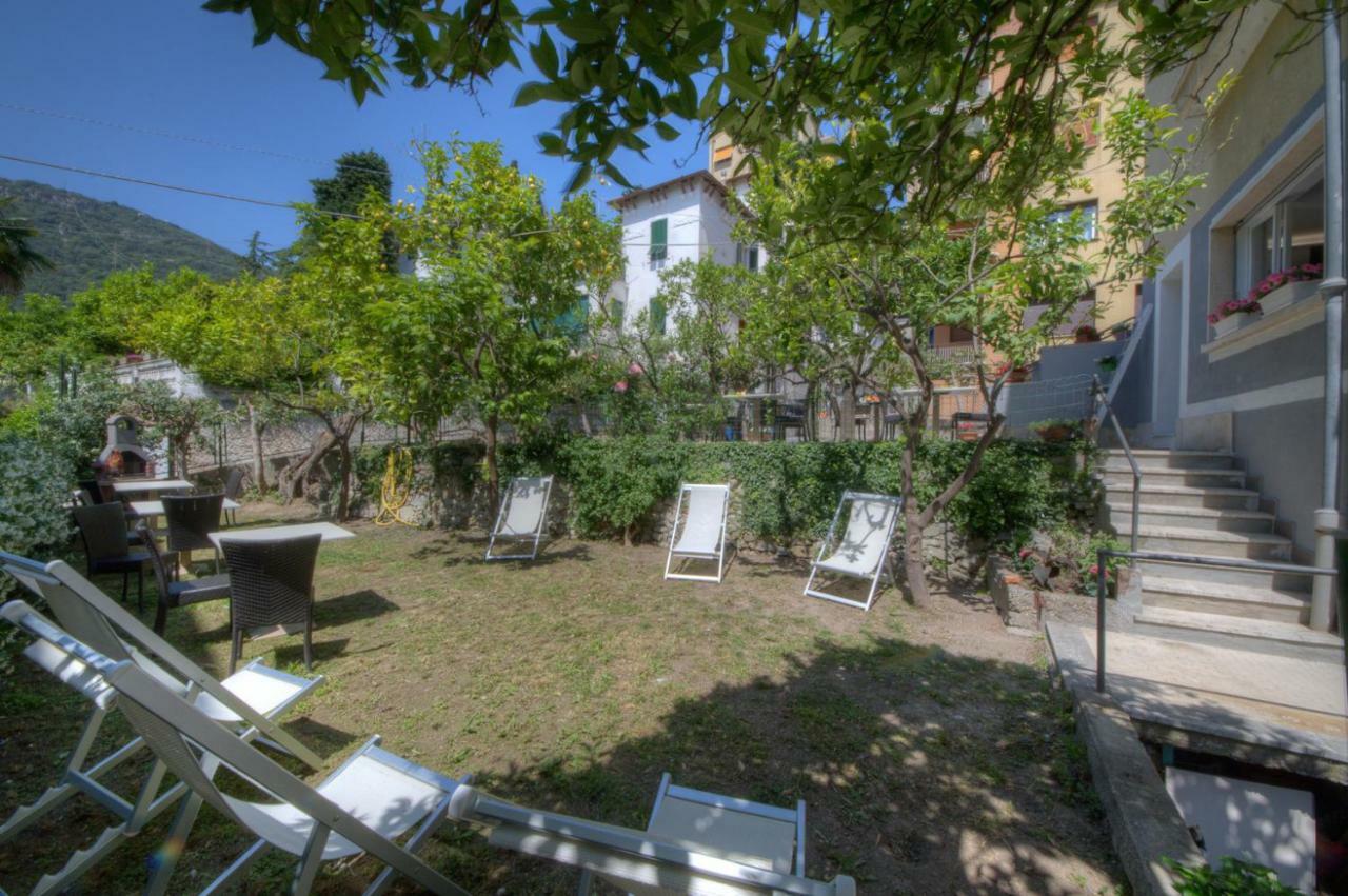 Rione San Carlo Hotell Finale Ligure Eksteriør bilde